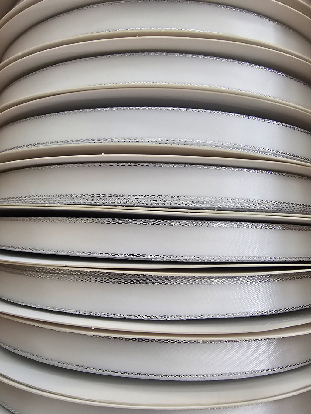 3/8 Double Face Satin 100yd Silver Edge